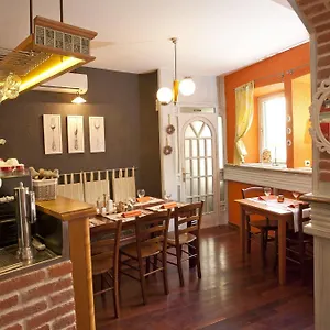 3* Bed and breakfast Vanjaka