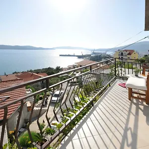  Apartment Ana